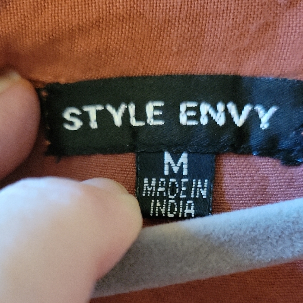 Style Envy Rust Button-Down Shirt - Picture 2 of 5